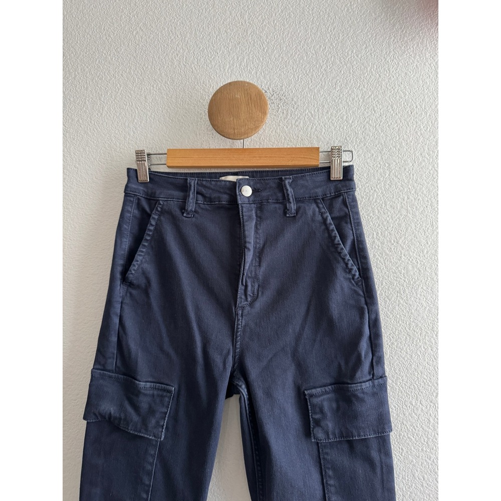 Favorite Daughter Navy Skinny Cargo Pants Raw Hem Size 26 - Picture 2 of 7
